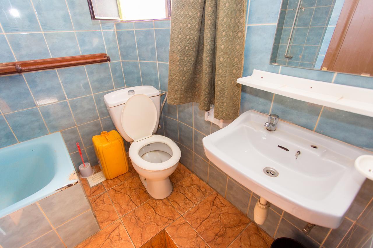 Heart Land Hotel Kigali Extérieur photo