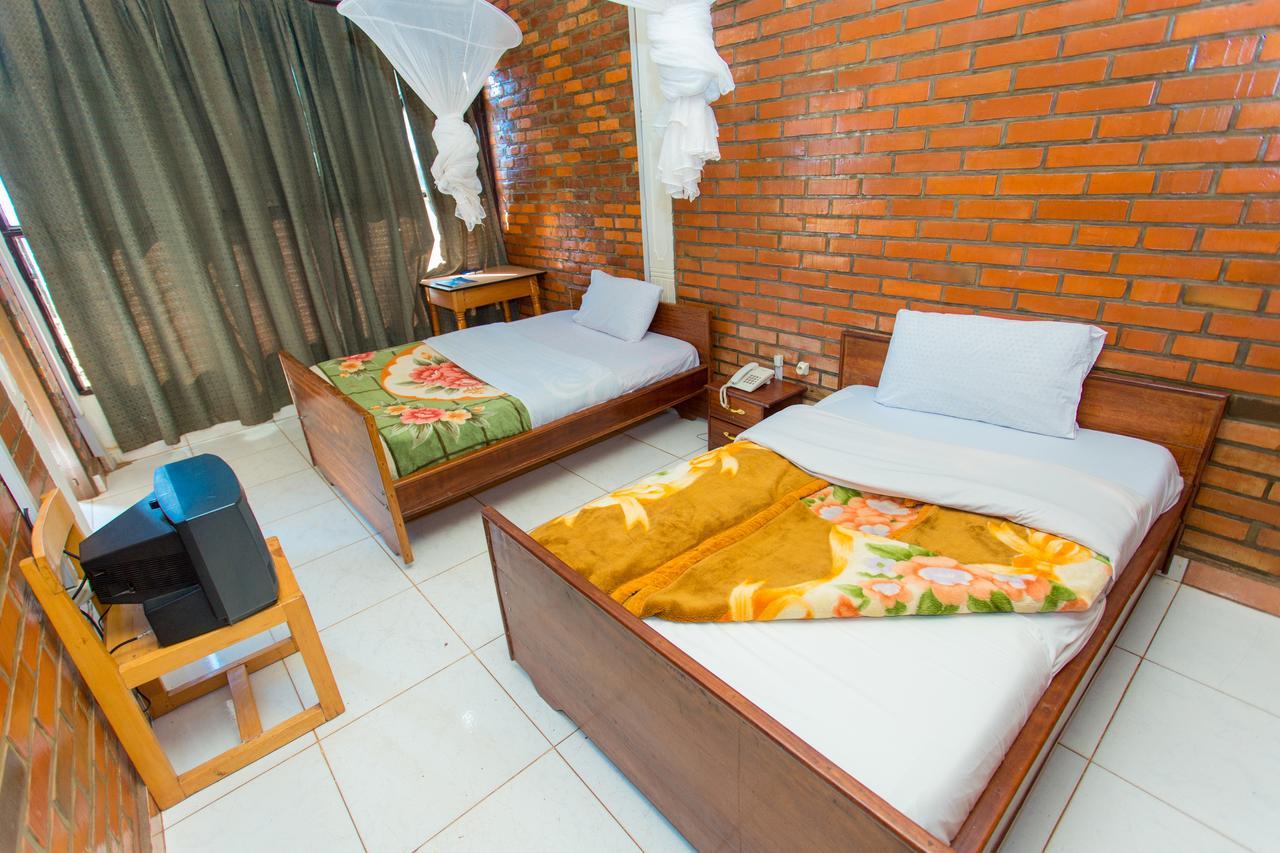 Heart Land Hotel Kigali Extérieur photo
